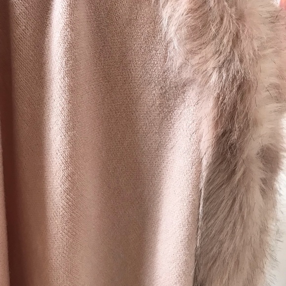 Knit Poncho with Faux Fur lined collar - One Size - Picture 6 of 6